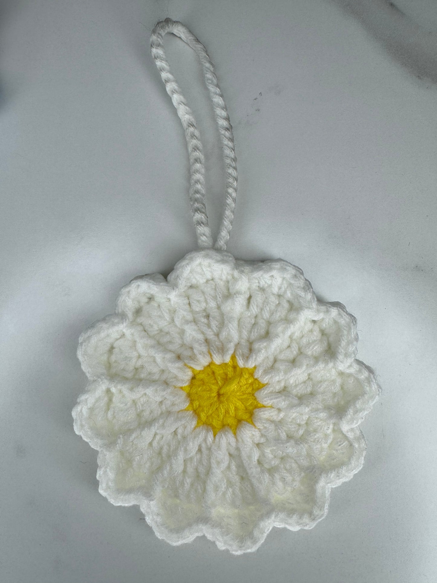 Daisy Charm Pouch